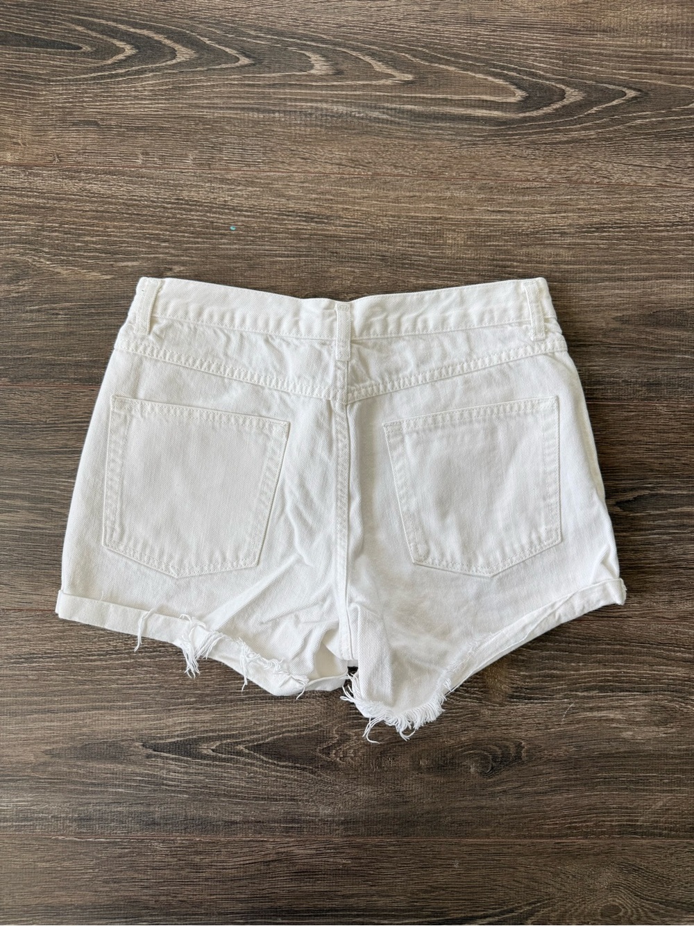 Topshop White Denim Shorts - Picture 2 of 5